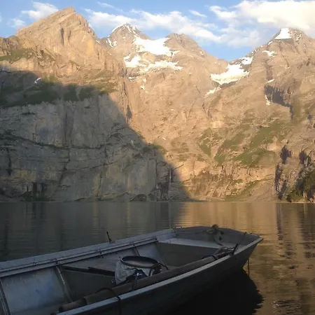 Alpenruh 2* Kandergrund